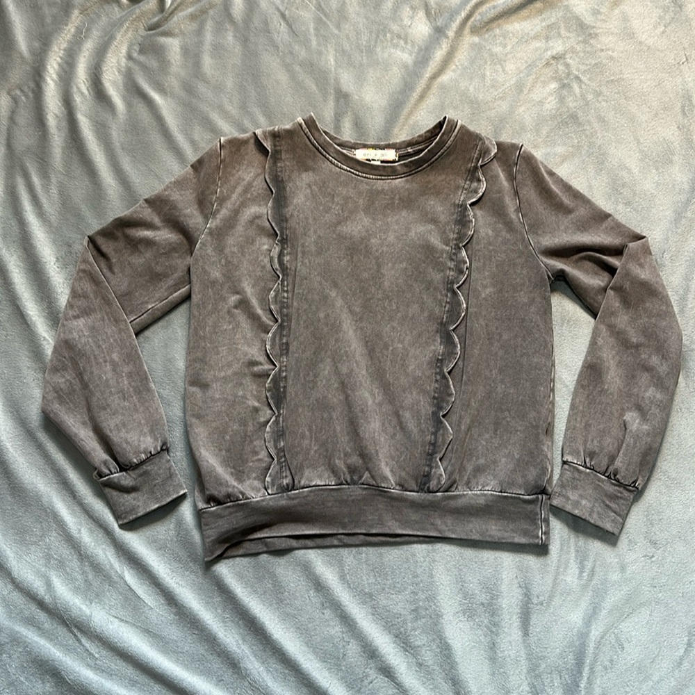 Anthropologie Eri & Ali, Gray Ruffled Sweatshirt, size XS